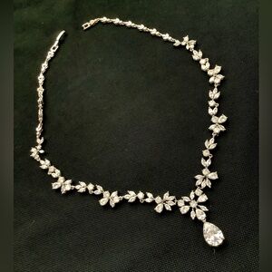 New Silver Bridal Necklace